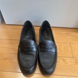 KOIO Classic Black Leather Loafers